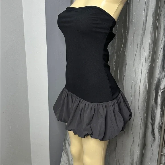 Edge Women’s Mini Dress Sz L Strapless,
Back zipper, Slight stretch - Picture 3 of 8